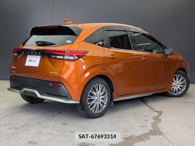 Nissan NOTE 2021-05 8209255-1