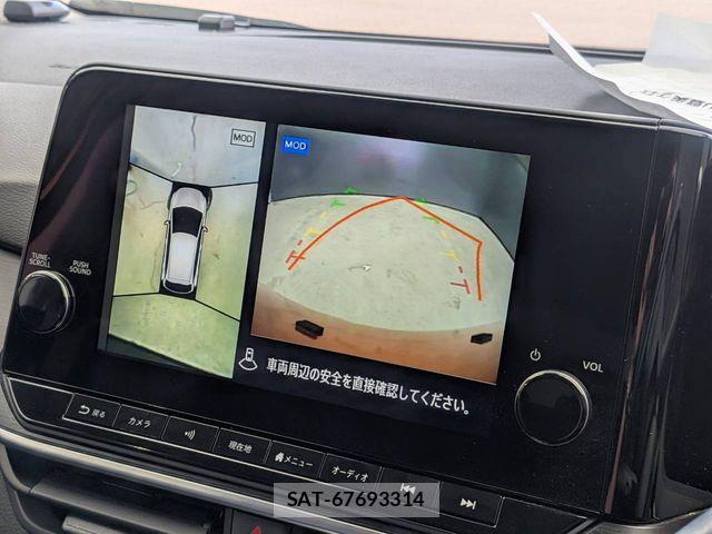 Nissan NOTE 2021-05 8209255-3