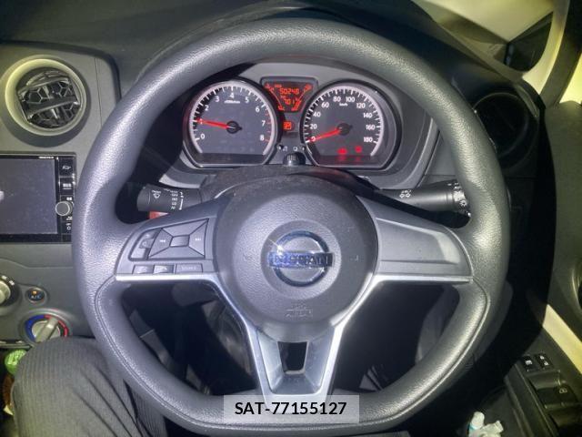 Nissan NOTE 2018-03 8209311-10