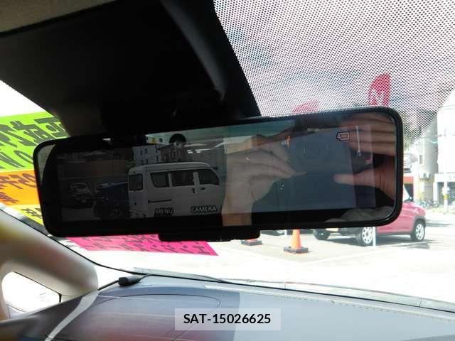 Nissan NOTE 2017-09 8209292-10