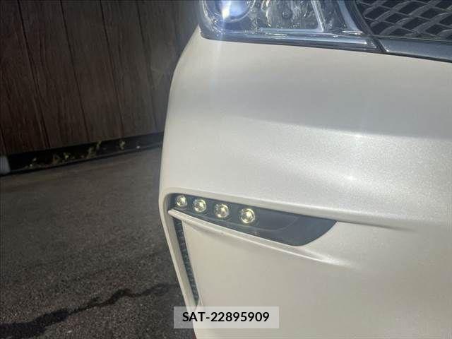 Nissan NOTE 2015-07 8209274-29