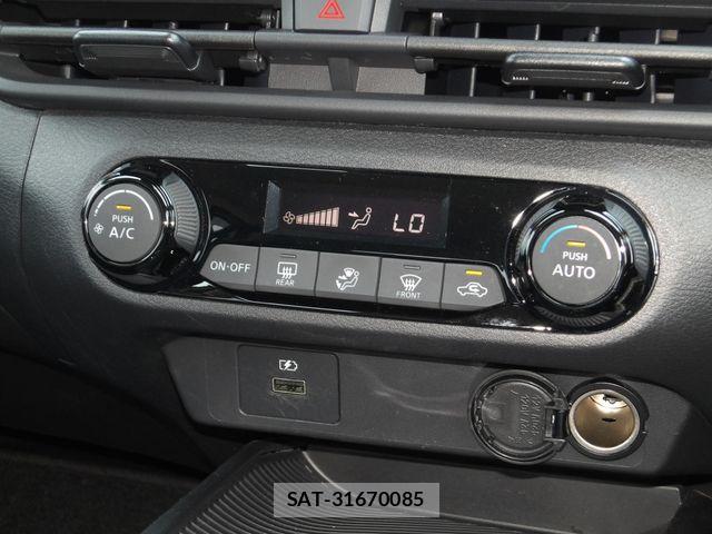 Nissan NOTE 2023-04 8209264-10