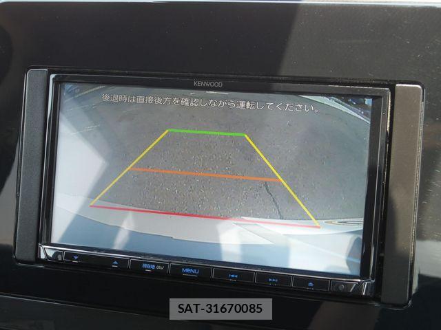 Nissan NOTE 2023-04 8209264-6