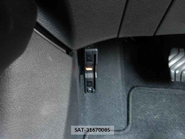 Nissan NOTE 2023-04 8209264-7