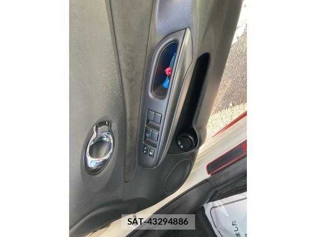 Nissan NOTE 2017-03 8231143-10