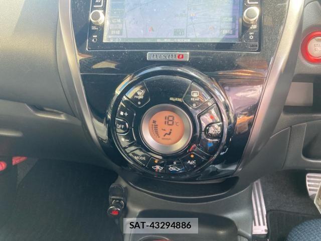 Nissan NOTE 2017-03 8231143-17