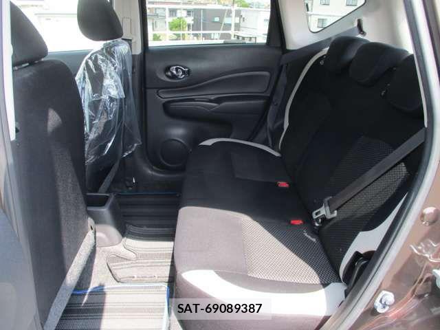 Nissan NOTE 2017-07 8231144-19