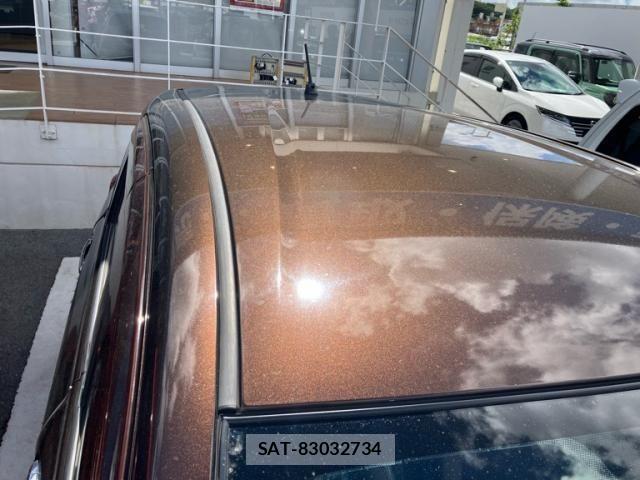 Nissan NOTE 2018-02 8231150-11