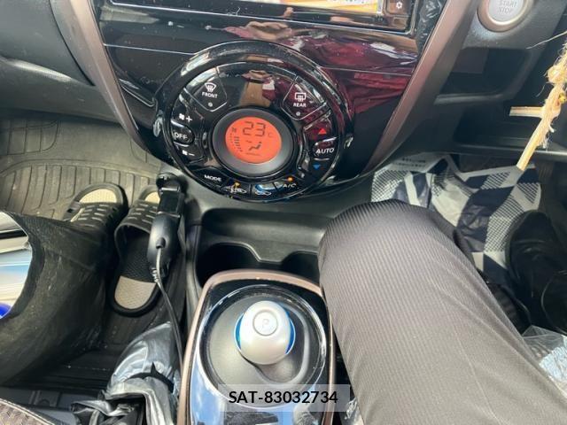 Nissan NOTE 2018-02 8231150-24
