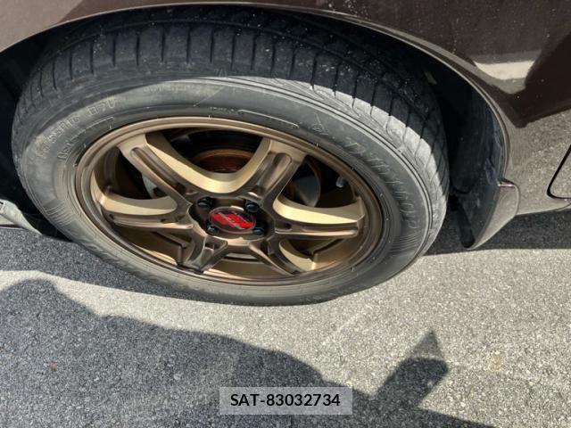 Nissan NOTE 2018-02 8231150-8