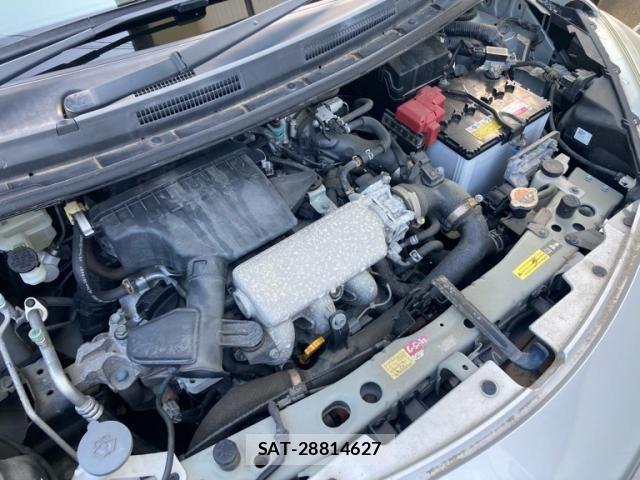 Nissan NOTE 2015-11 8231147-11