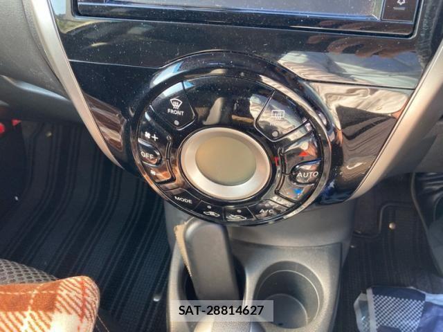 Nissan NOTE 2015-11 8231147-16