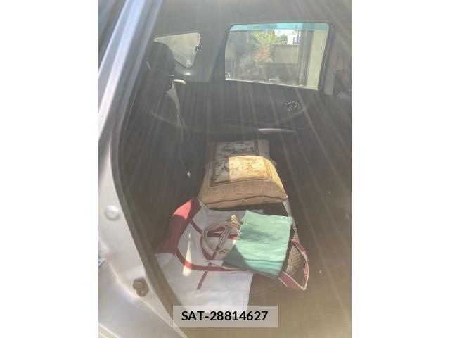 Nissan NOTE 2015-11 8231147-7