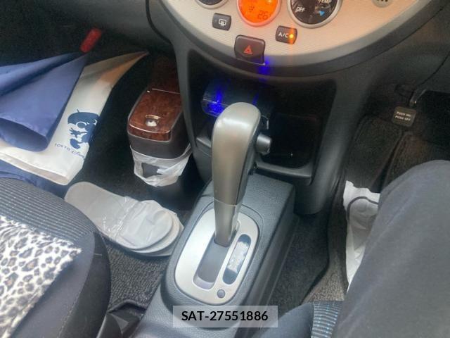 Nissan NOTE 2010-07 8231155-10