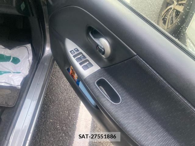 Nissan NOTE 2010-07 8231155-5
