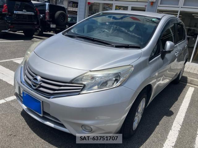 Nissan NOTE 2013-08 8231157-1