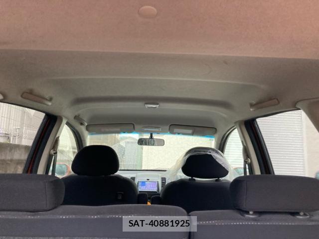 Nissan NOTE 2007-01 8231158-12