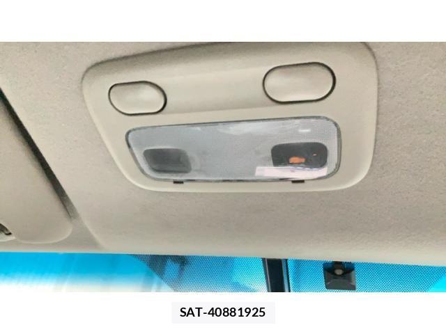 Nissan NOTE 2007-01 8231158-19