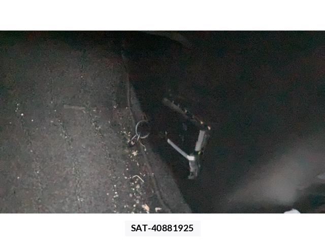 Nissan NOTE 2007-01 8231158-22