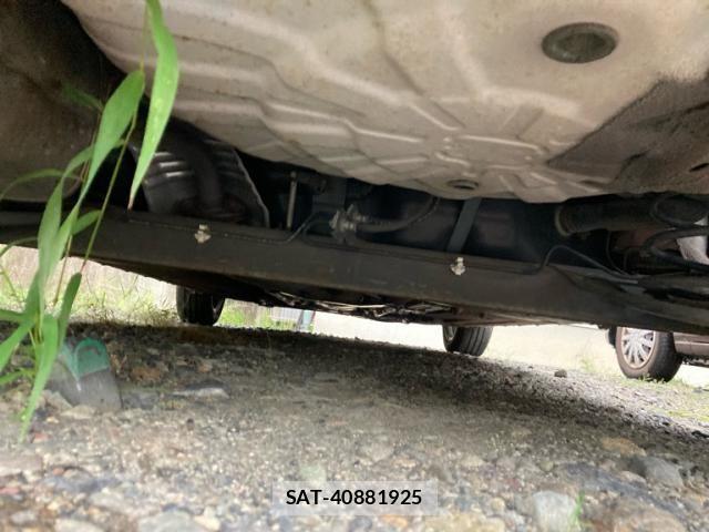 Nissan NOTE 2007-01 8231158-7