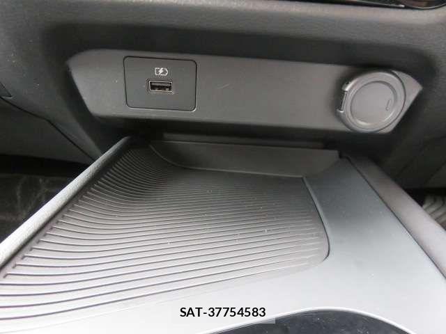 Nissan NOTE 2021-06 8231133-16