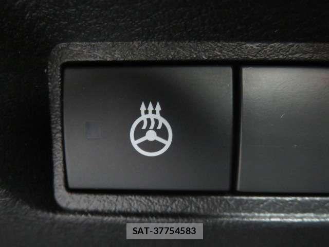 Nissan NOTE 2021-06 8231133-17