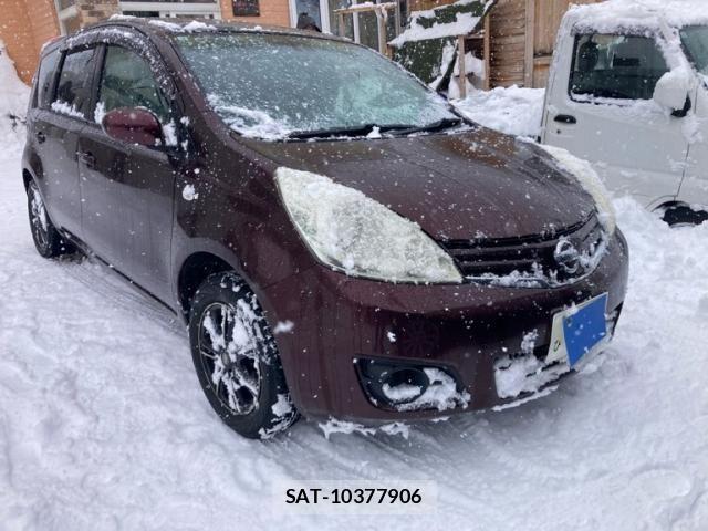 Nissan NOTE 2011-06 8231154-0