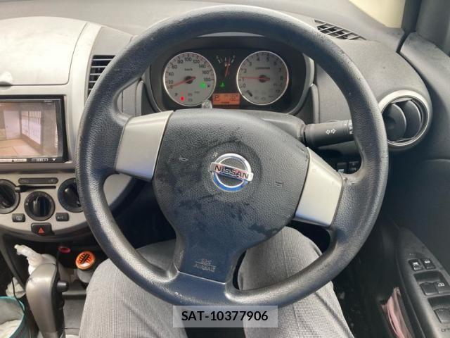Nissan NOTE 2011-06 8231154-14
