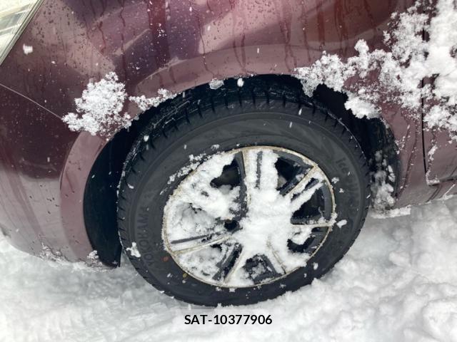 Nissan NOTE 2011-06 8231154-6