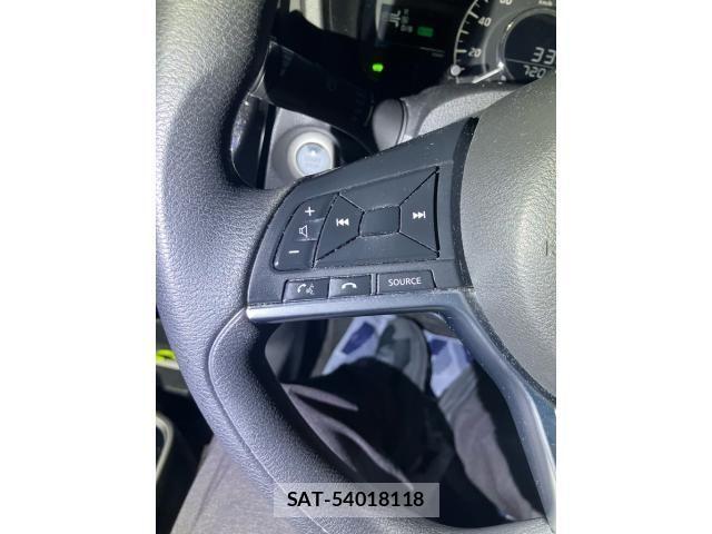 Nissan NOTE 2018-03 8231151-15