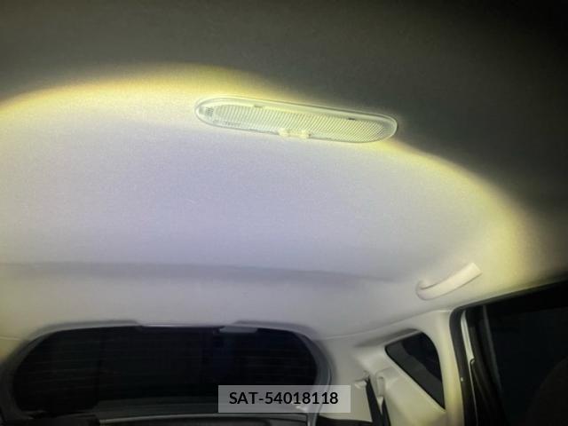 Nissan NOTE 2018-03 8231151-25