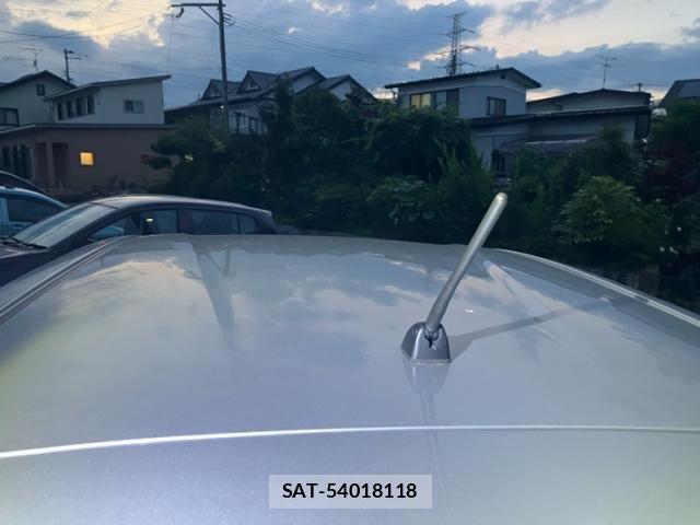 Nissan NOTE 2018-03 8231151-6