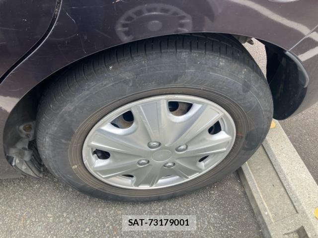 Nissan NOTE 2013-12 8231159-7