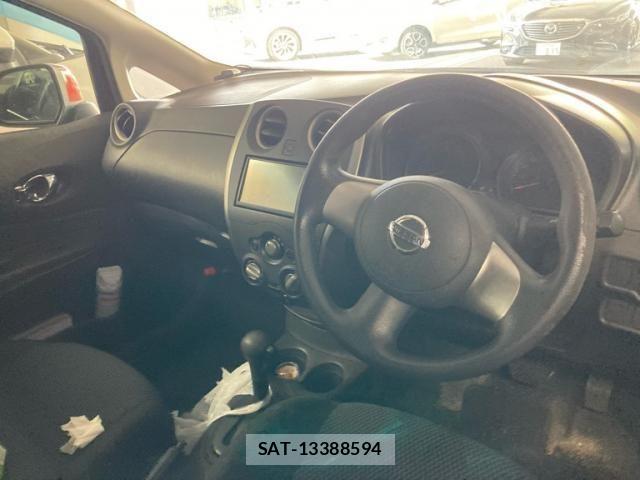 Nissan NOTE 2013-03 8231156-11