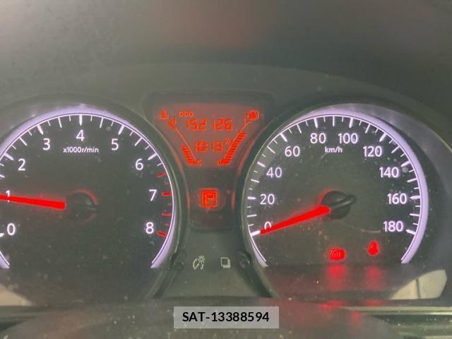 Nissan NOTE 2013-03 8231156-14