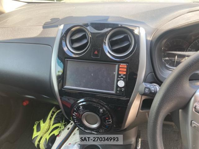 Nissan NOTE 2015-07 8246232-15