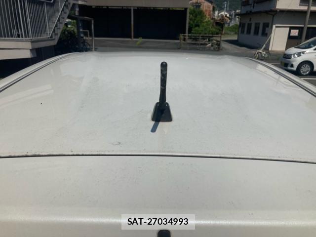 Nissan NOTE 2015-07 8246232-5