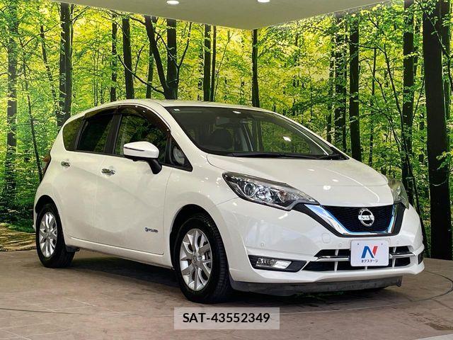 Nissan NOTE 2017-01 8246217-15