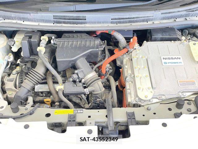 Nissan NOTE 2017-01 8246217-17