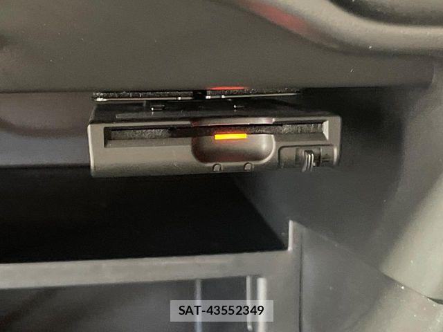 Nissan NOTE 2017-01 8246217-5