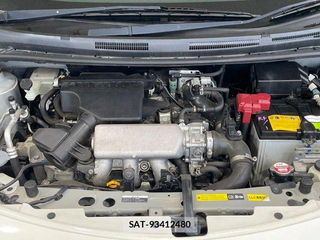 Nissan NOTE 2013-06 8246225-17