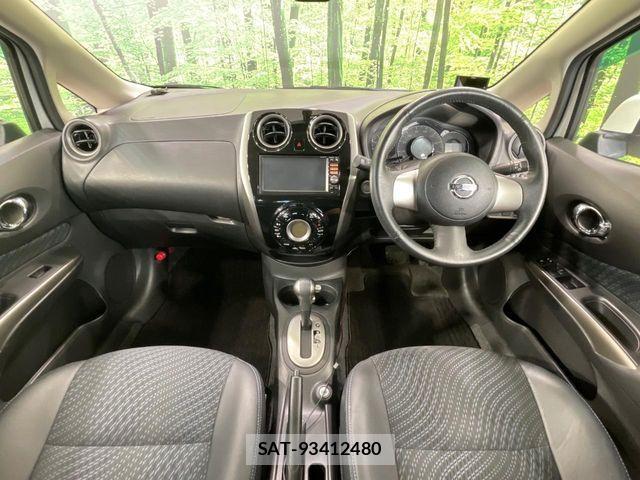 Nissan NOTE 2013-06 8246225-1