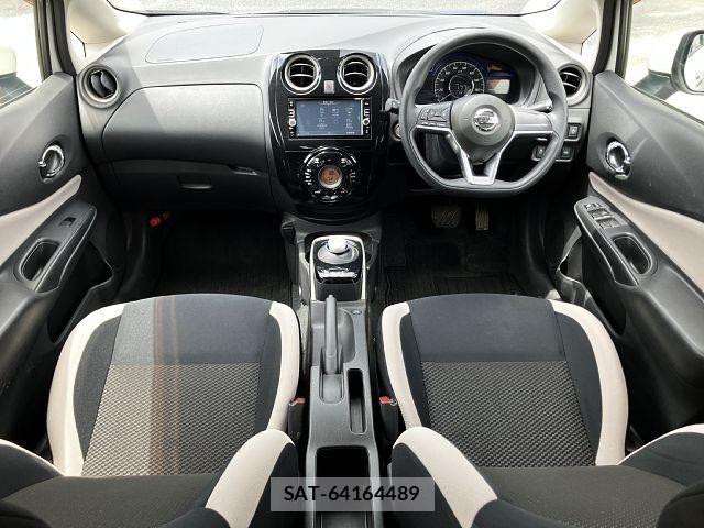 Nissan NOTE 2017-05 8246218-1