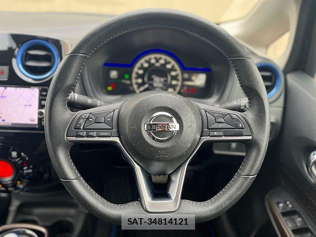 Nissan NOTE 2018-06 8246215-13
