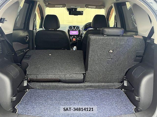 Nissan NOTE 2018-06 8246215-21