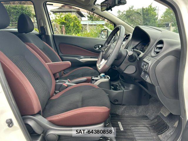 Nissan NOTE 2018-02 8246222-9