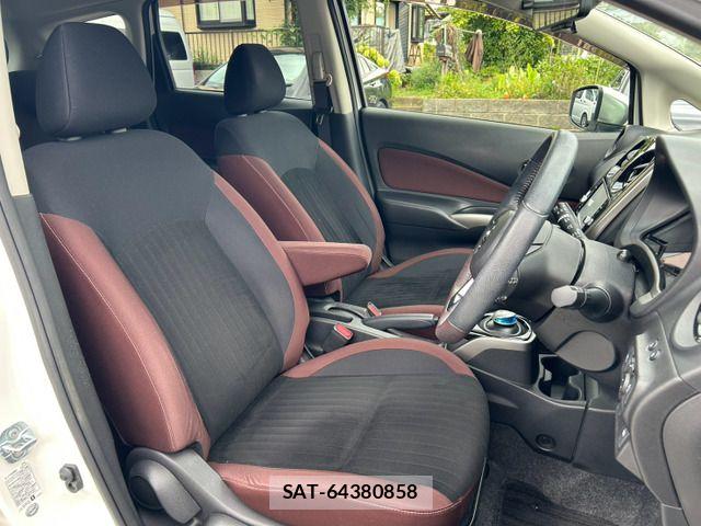 Nissan NOTE 2018-02 8246222-10