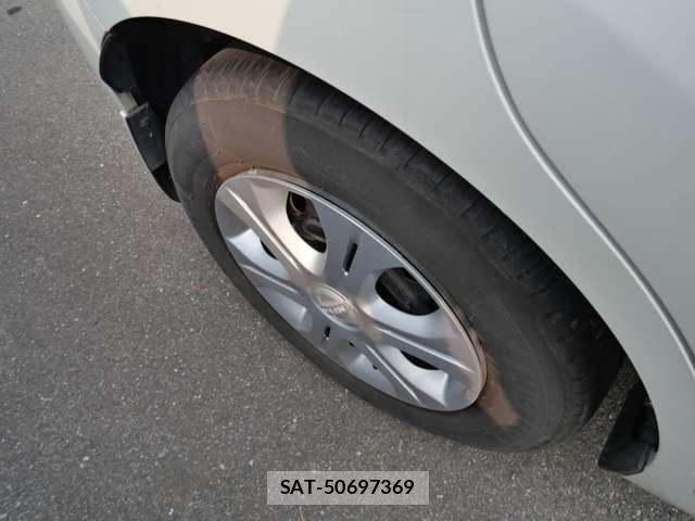 Nissan NOTE 2015-02 8246230-9
