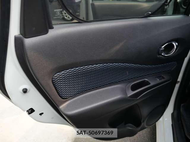 Nissan NOTE 2015-02 8246230-13
