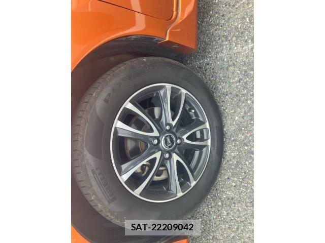Nissan NOTE 2016-11 8246227-9
